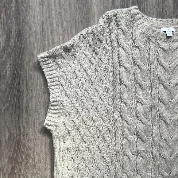 J. Jill Cotton Blend Cable Knit Sweater Vest Oatmeal Large - Picture 4 of 8
